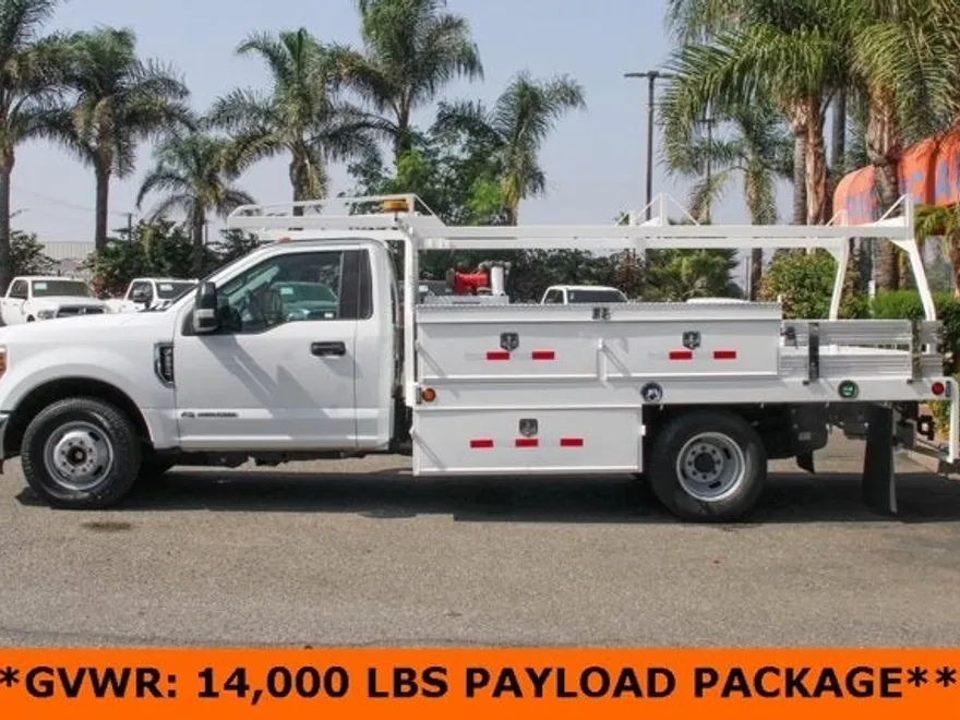 2019 Ford F-350 photo 1