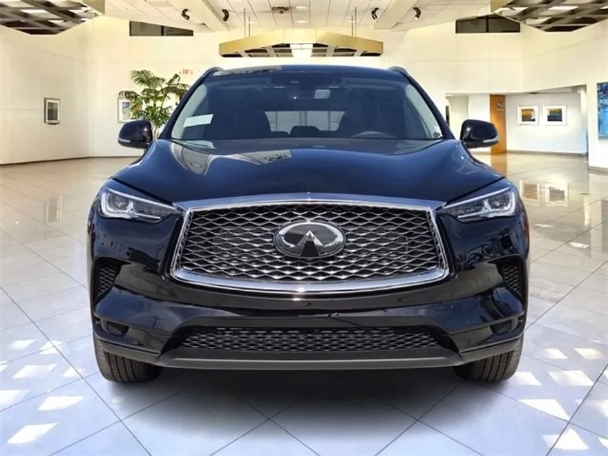 2025 Infiniti QX50 Luxe photo 1