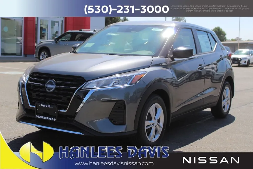 2025 Nissan Kicks Play S photo 1