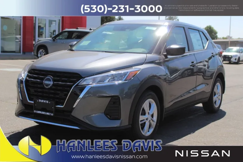 2025 Nissan Kicks Play S photo 1