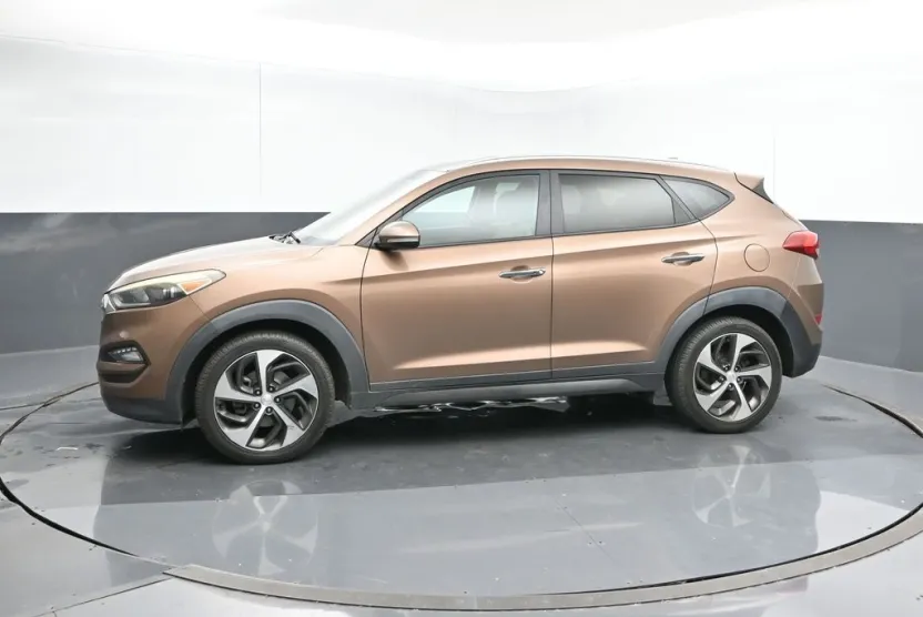 2016 Hyundai Tucson Limited photo 1