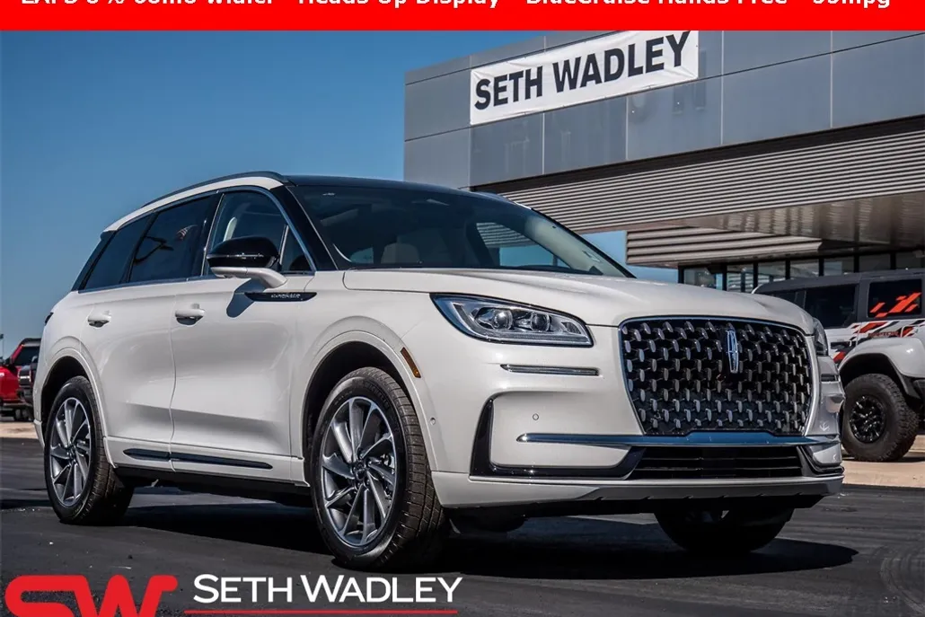 2024 Lincoln Corsair Grand Touring photo 1