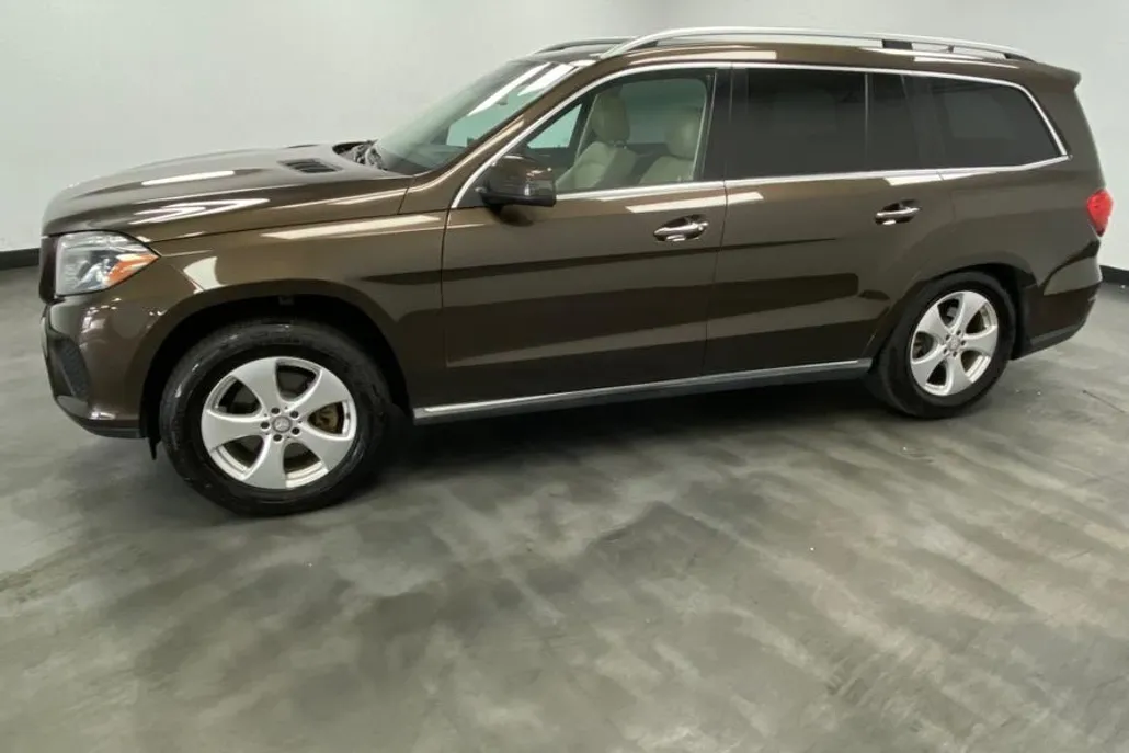 2017 Mercedes Benz GLS 450 4MATIC photo 1
