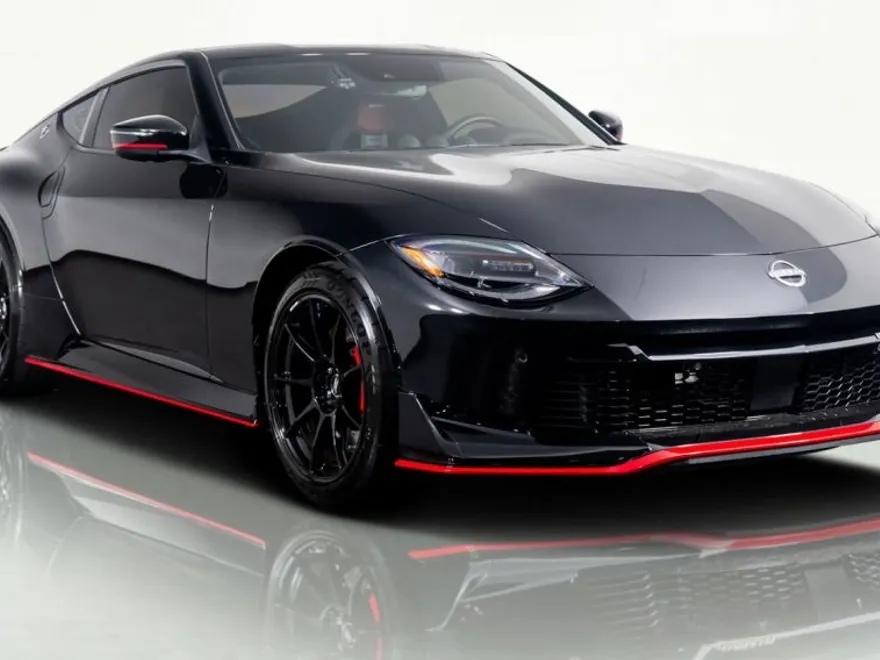 2024 Nissan Z Nismo photo 1