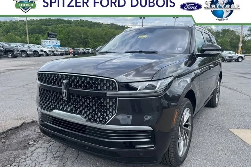 2025 Lincoln Navigator Reserve photo 1