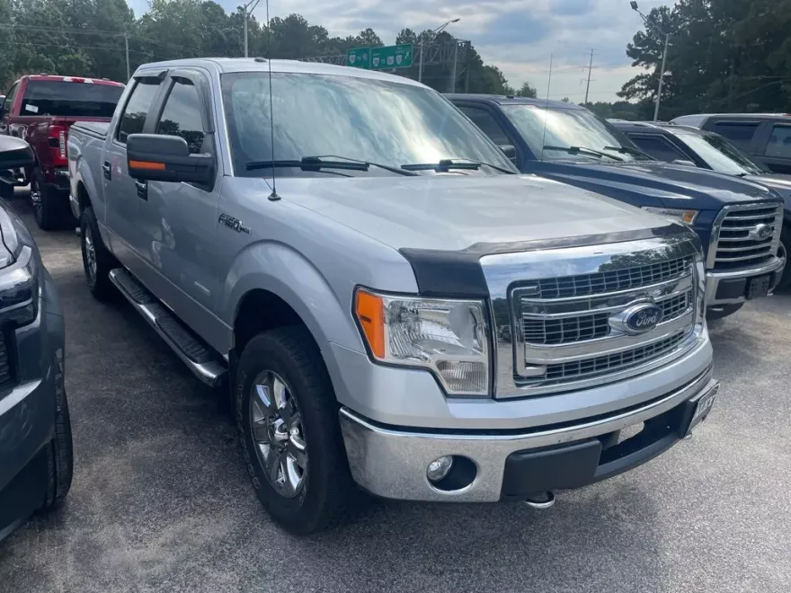 2013 Ford F-150 XLT photo 1