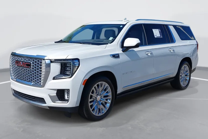 2023 Gmc Yukon XL Denali photo 1