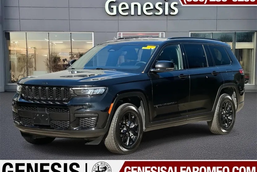 2024 Jeep Grand Cherokee Altitude photo 1