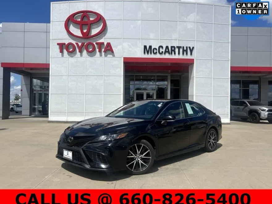 2023 Toyota Camry SE photo 1