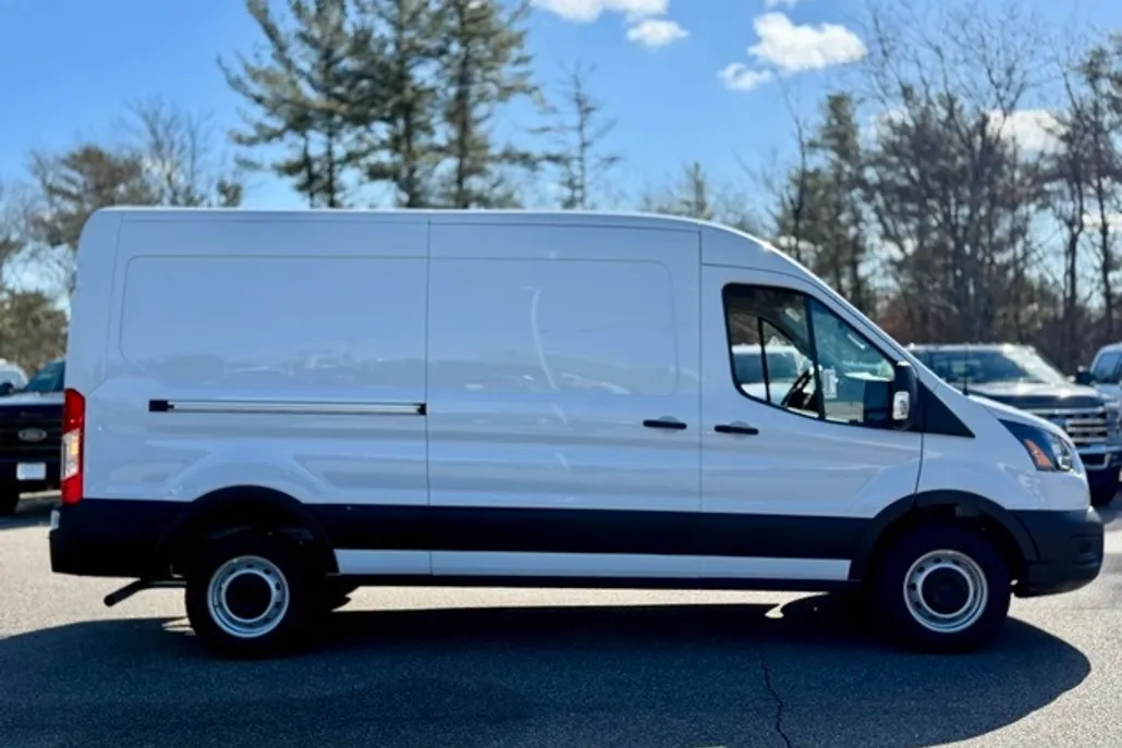 2025 Ford Transit Cargo Van photo 1