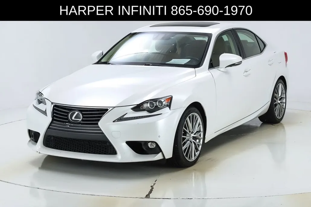 2016 Lexus IS 200t photo 1