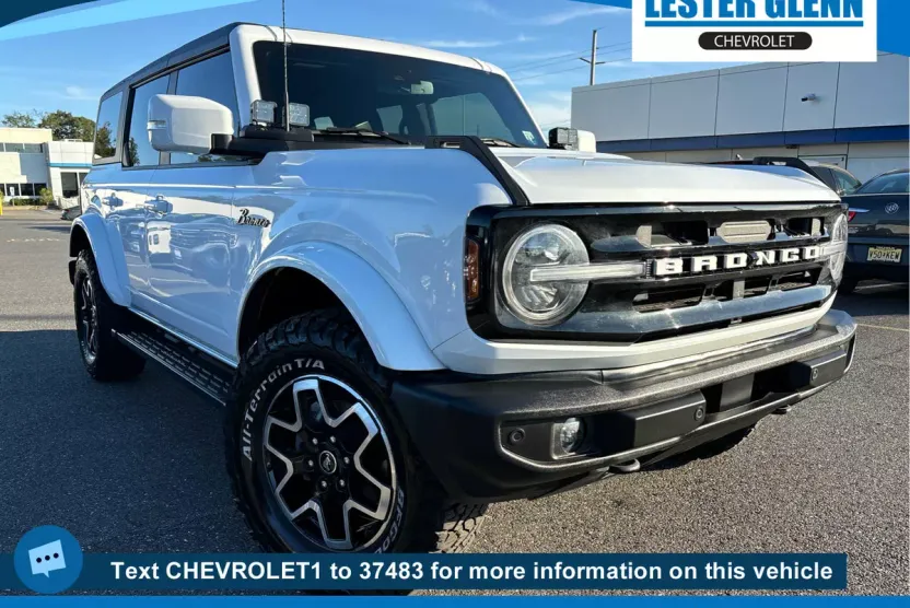 2024 Ford Bronco Outer Banks photo 1