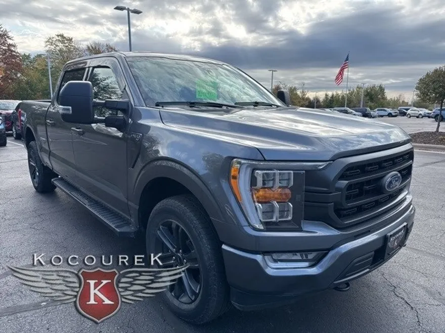 2023 Ford F-150 XLT photo 1