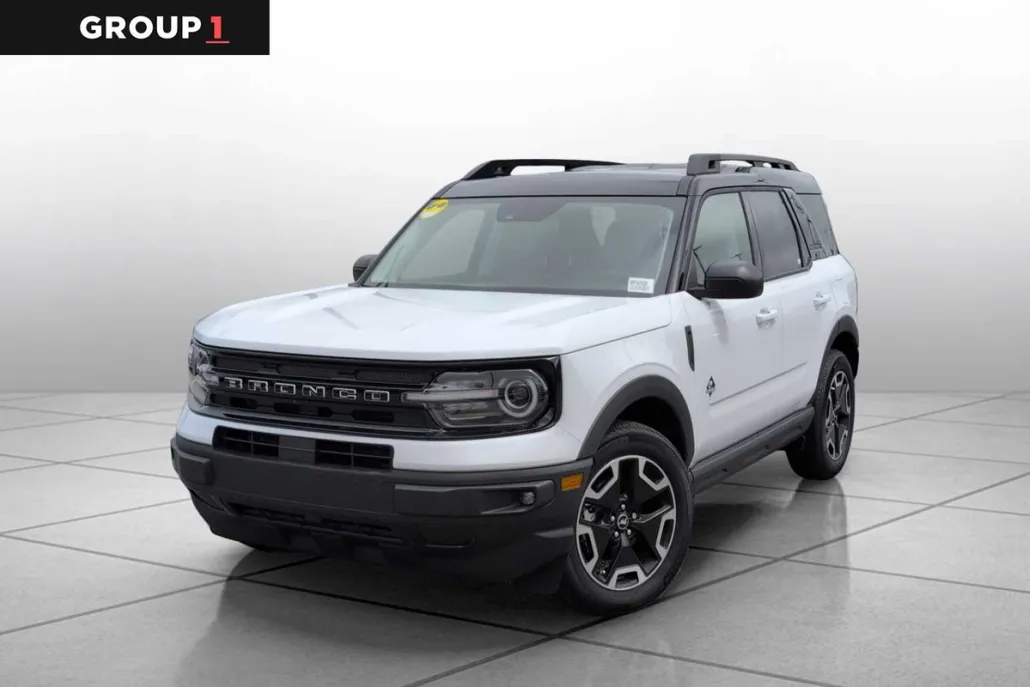 2024 Ford Bronco Sport Outer Banks photo 1