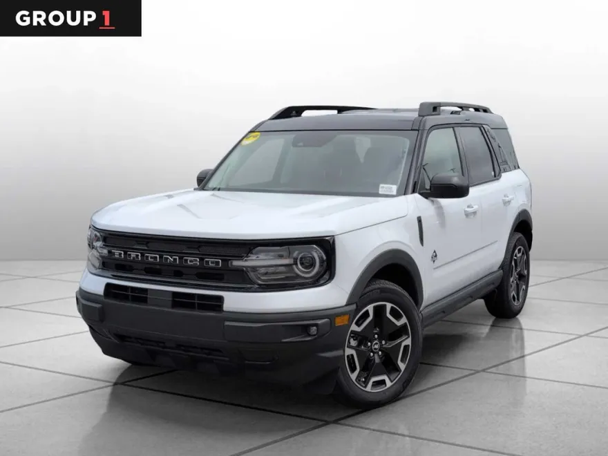2024 Ford Bronco Sport Outer Banks photo 1