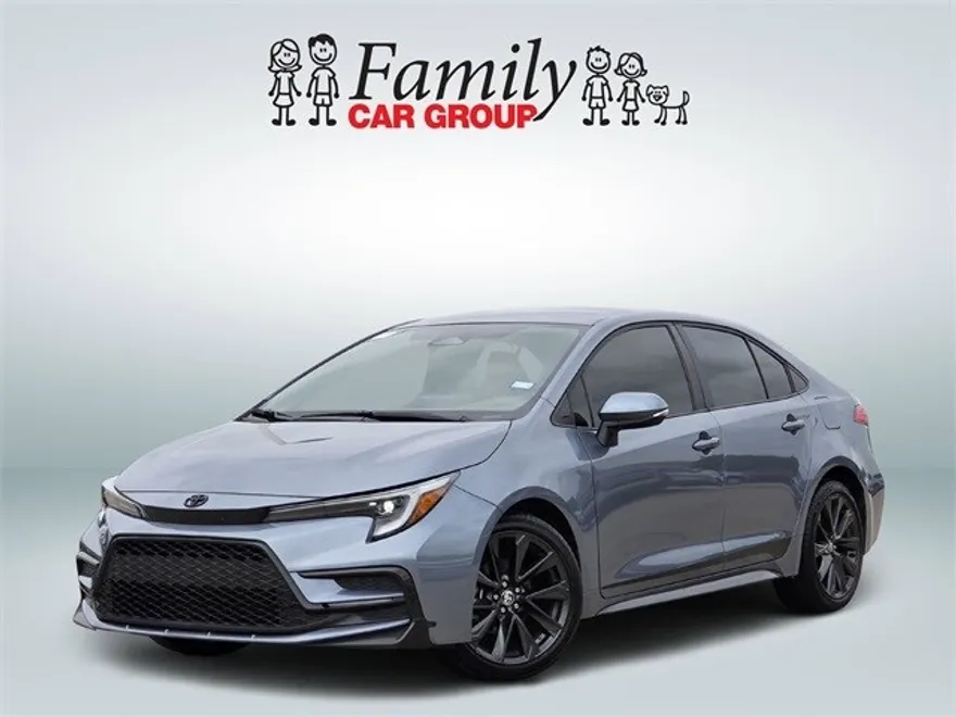 2024 Toyota Corolla SE photo 1
