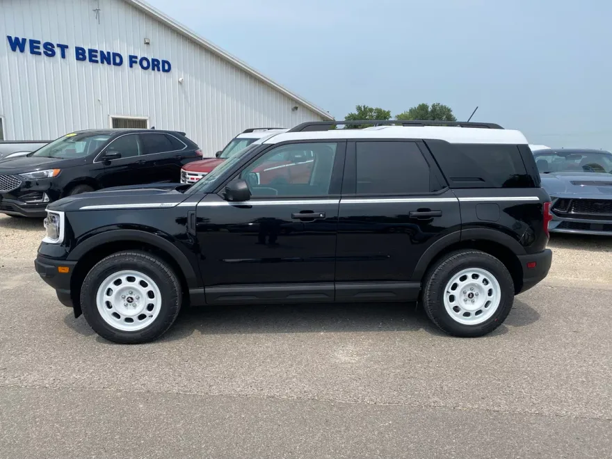 2024 Ford Bronco Sport Heritage photo 1