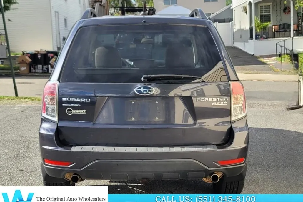 2013 Subaru Forester 2.5X Premium photo 1