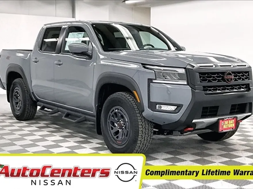 2025 Nissan Frontier PRO-4X photo 1