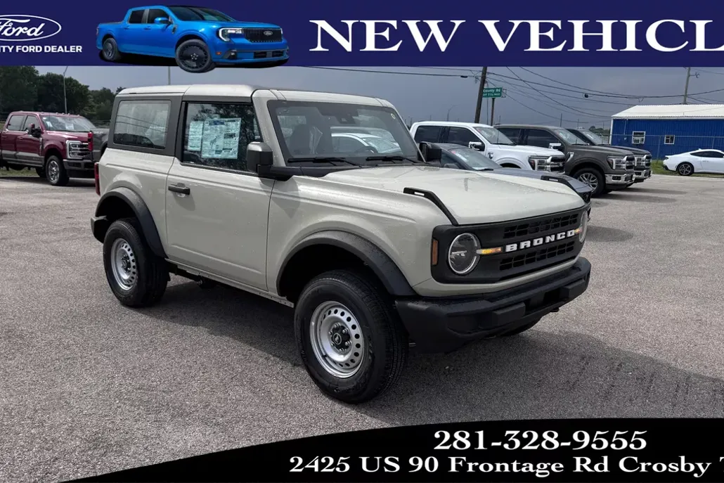 2025 Ford Bronco Base photo 1