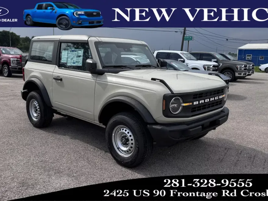 2025 Ford Bronco Base photo 1