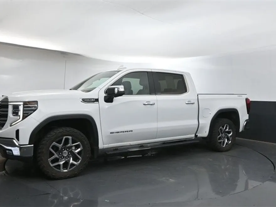 2022 Gmc Sierra 1500 SLT photo 1