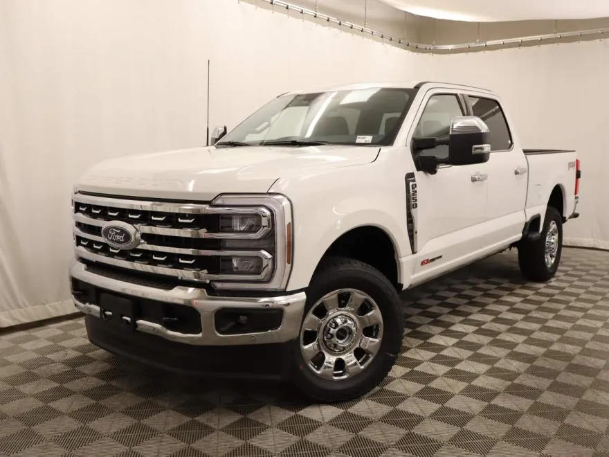 2025 Ford F-250 Lariat photo 1