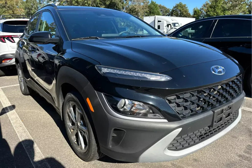 2023 Hyundai Kona SEL photo 1