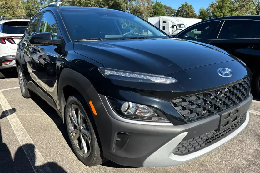 2023 Hyundai Kona SEL photo 1