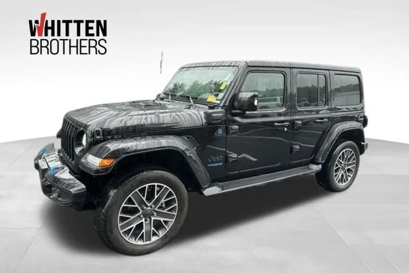 2022 Jeep Wrangler Unlimited Sahara 4xe photo 1