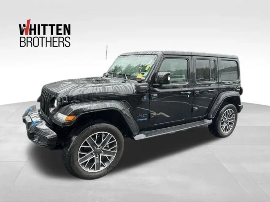 2022 Jeep Wrangler Unlimited Sahara 4xe photo 1