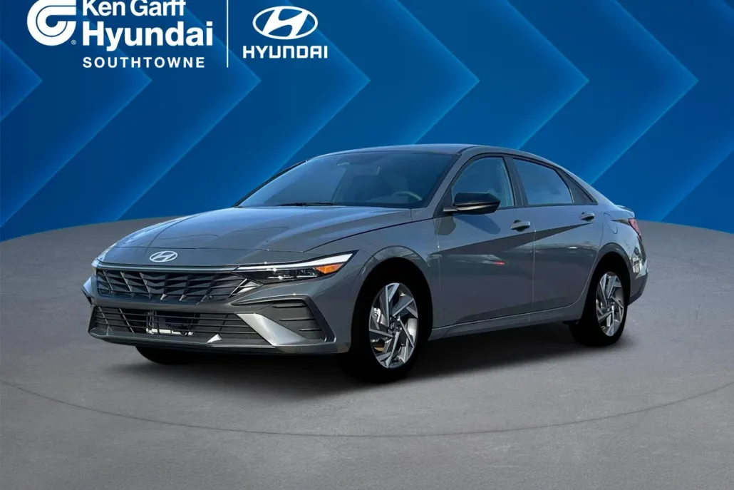 2025 Hyundai Elantra Hybrid SEL Sport photo 1
