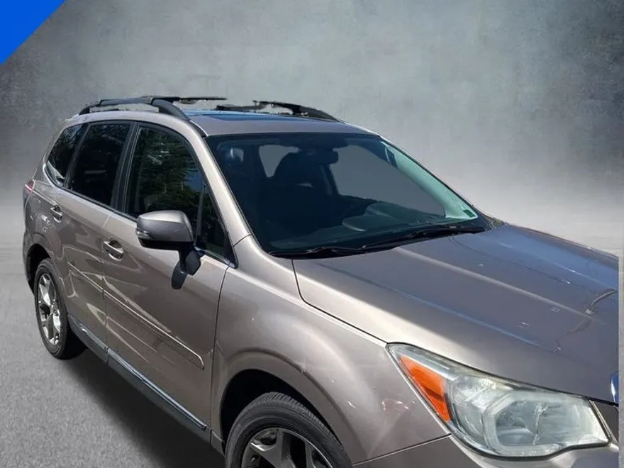 2015 Subaru Forester 2.5i Touring photo 1