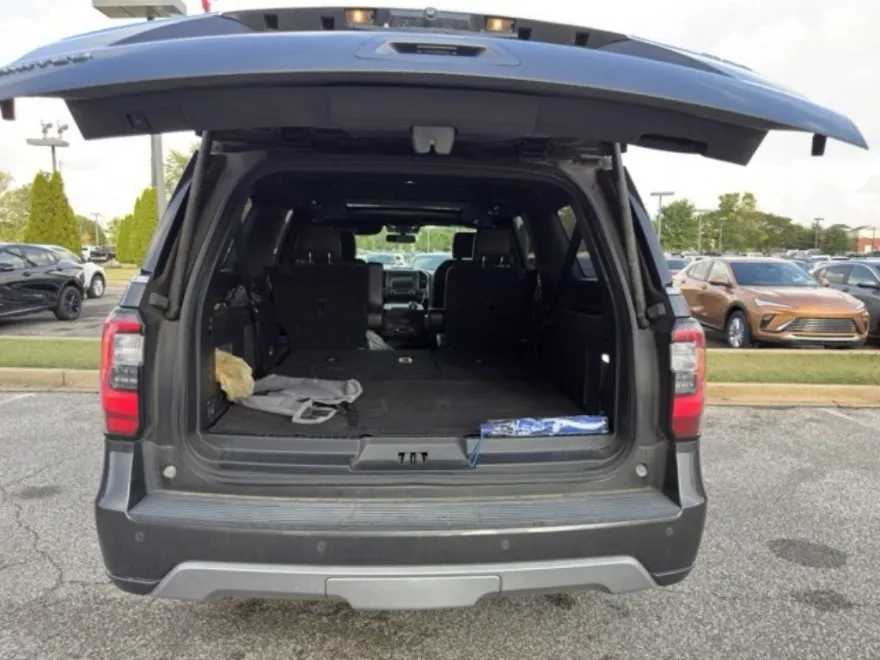 2019 Ford Expedition MAX Limited photo 1