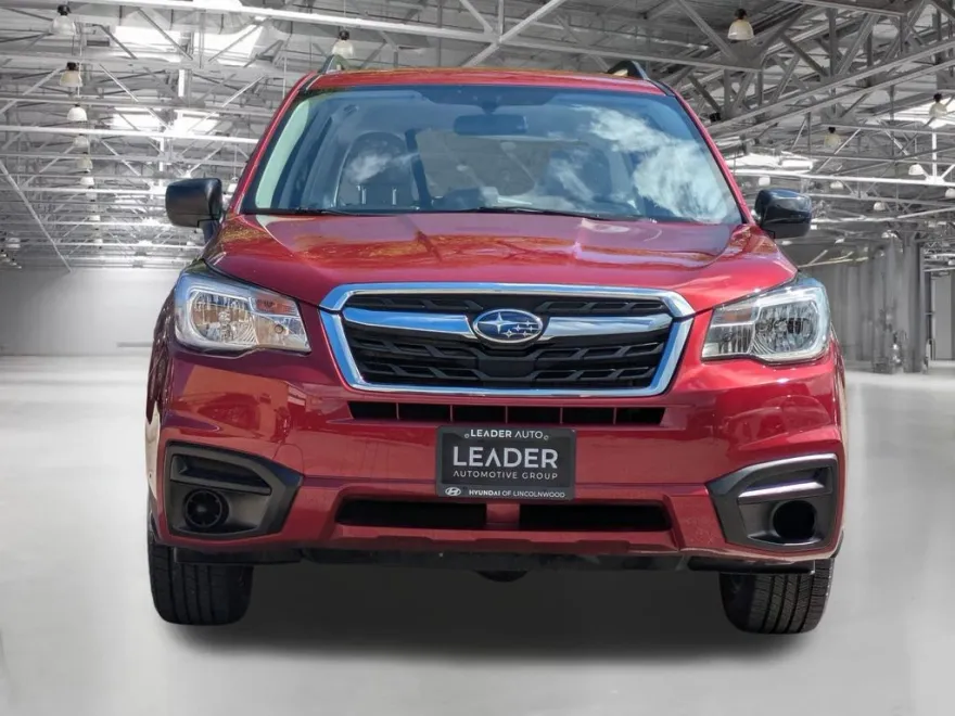 2017 Subaru Forester 2.5i photo 1