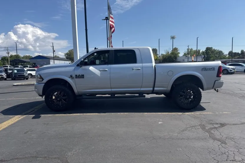 2018 Ram 2500 Laramie photo 1