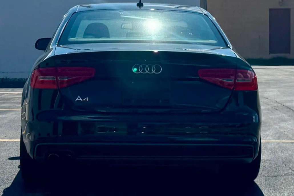 2015 Audi A4 2.0T Premium Plus photo 1