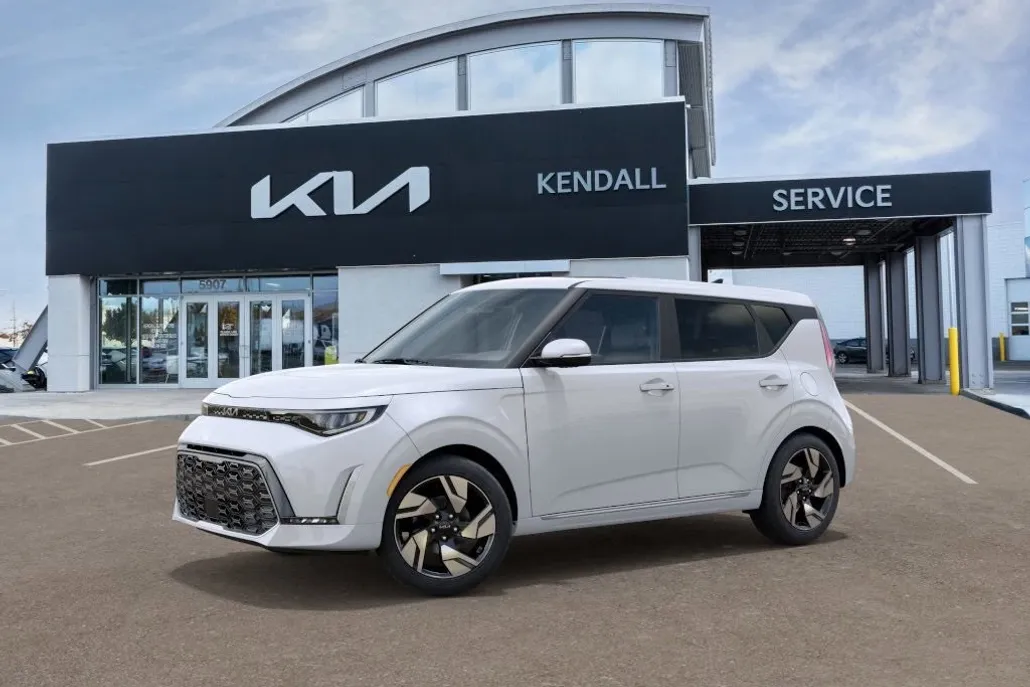 2025 Kia Soul GT-Line photo 1