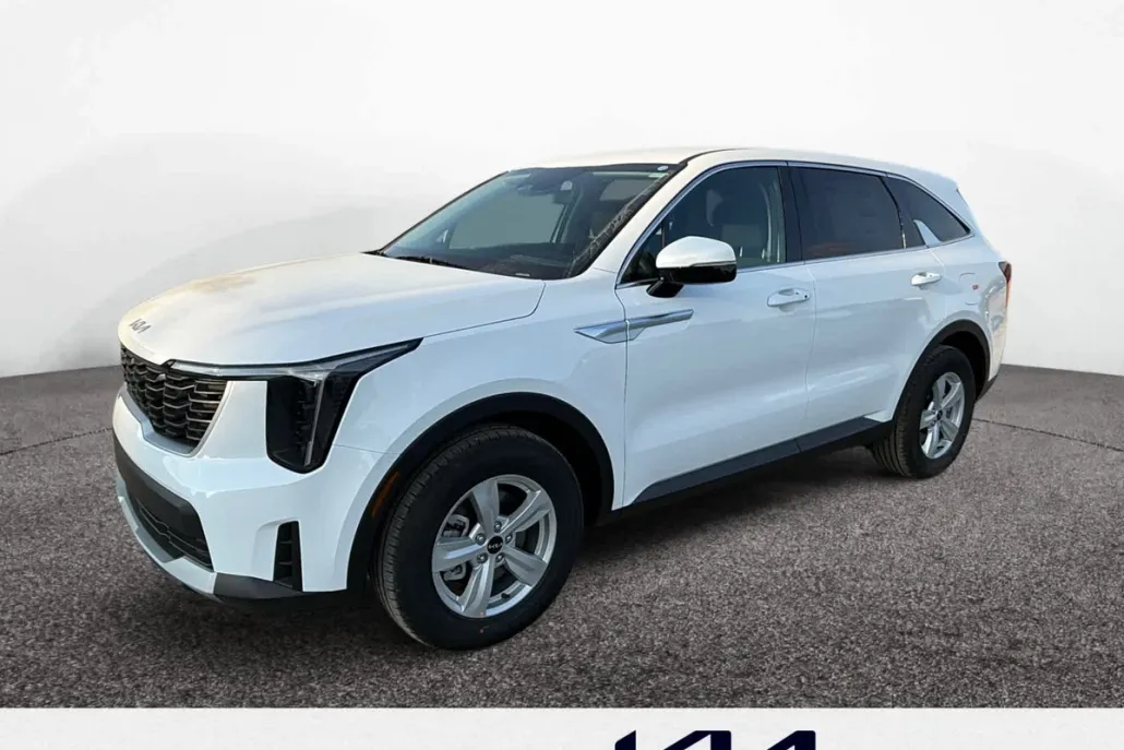 2026 Kia Sorento LX photo 1
