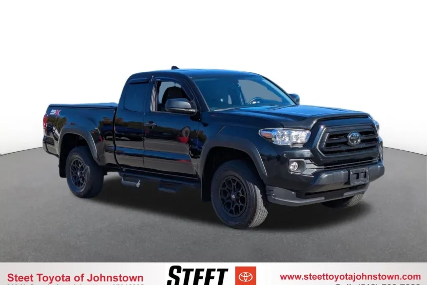 2022 Toyota Tacoma 4x4 SR photo 1