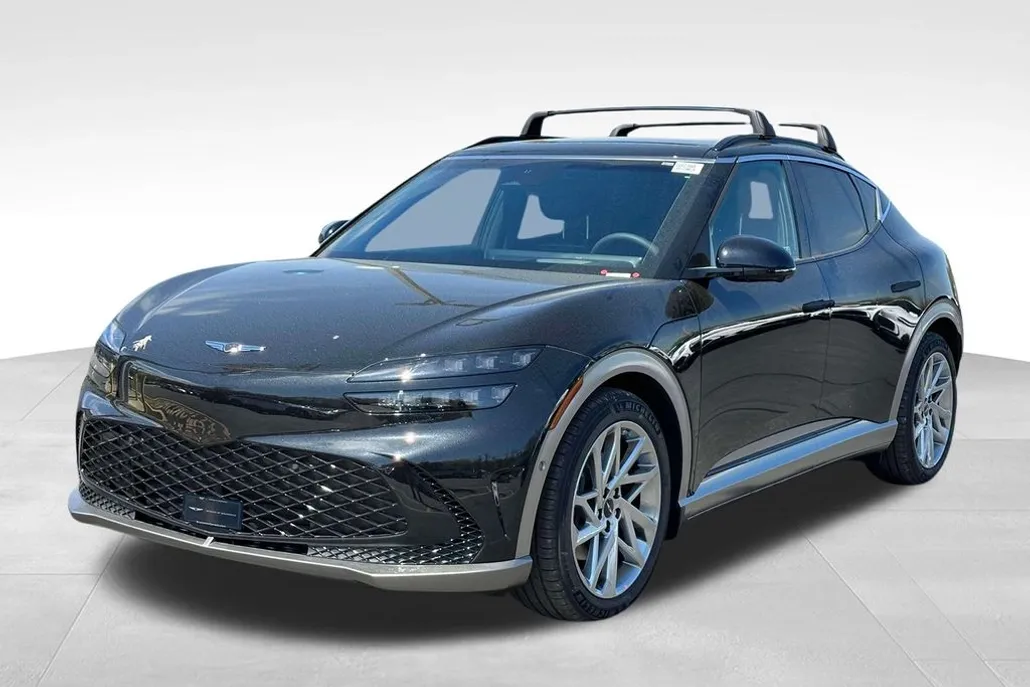 2024 Genesis GV60 Advanced photo 1