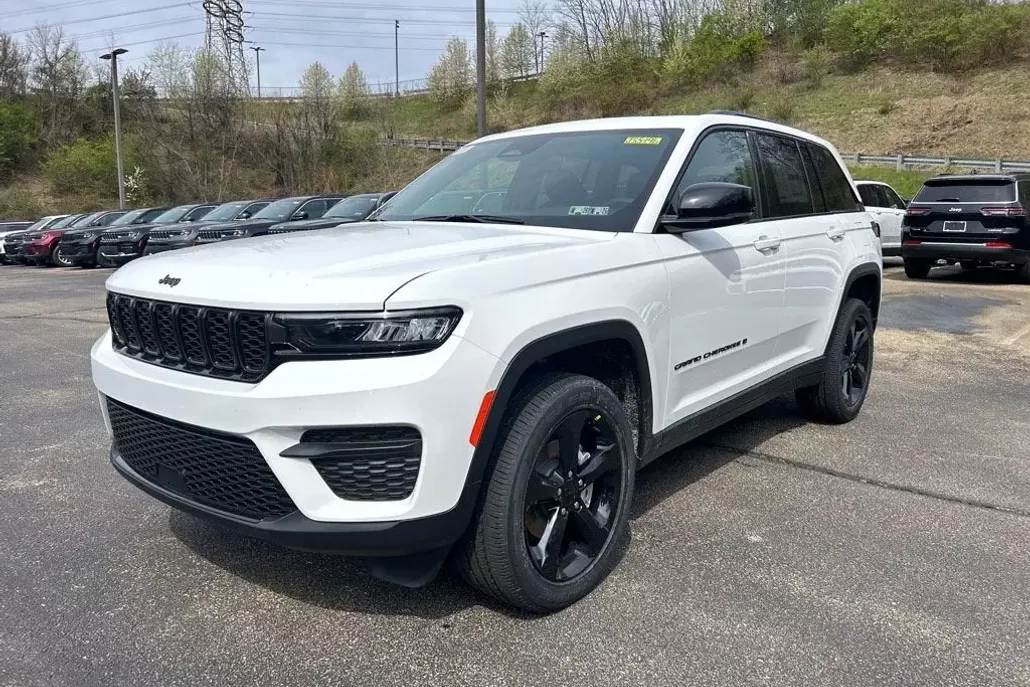 2025 Jeep Grand Cherokee Altitude X photo 1