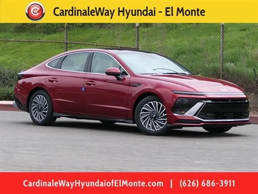 2025 Hyundai Sonata Hybrid Limited photo 1
