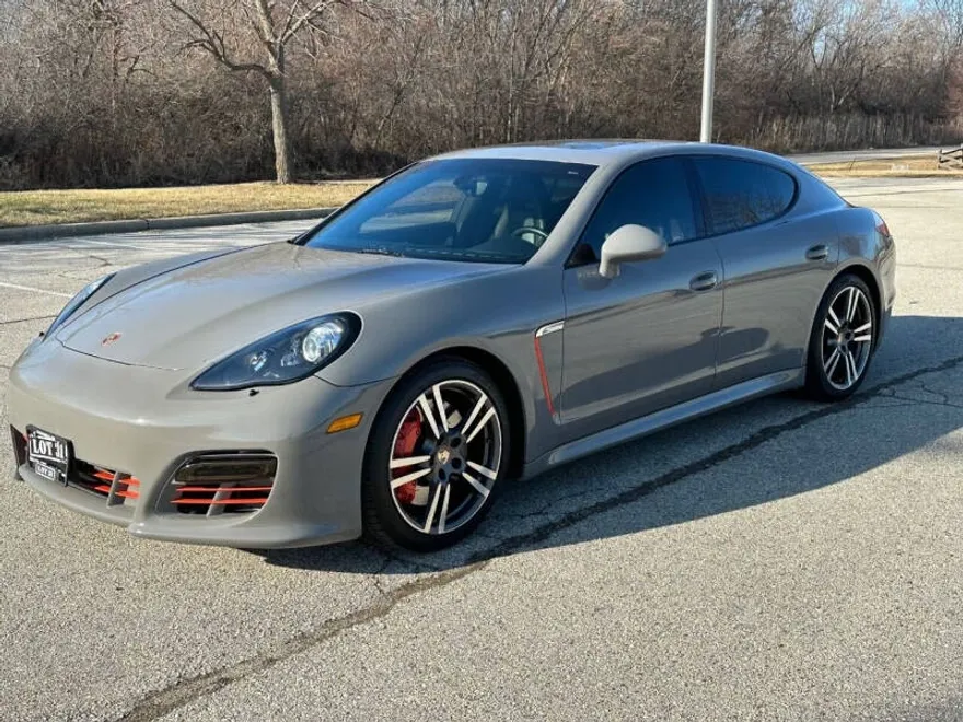 2013 Porsche Panamera GTS photo 1