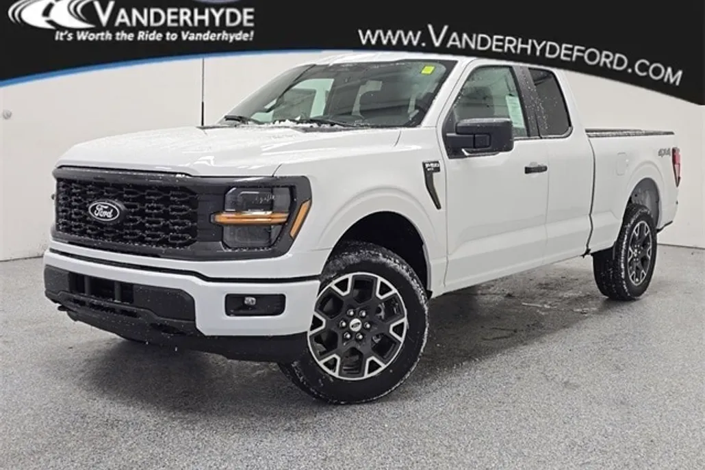 2025 Ford F-150 STX photo 1