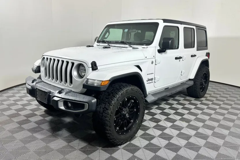 2019 Jeep Wrangler Unlimited Sahara photo 1