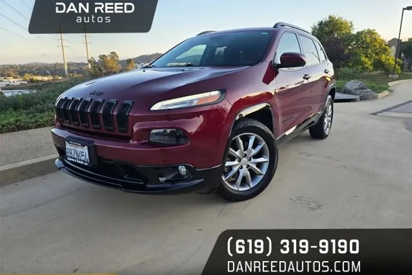 2018 Jeep Cherokee Latitude Sport photo 1