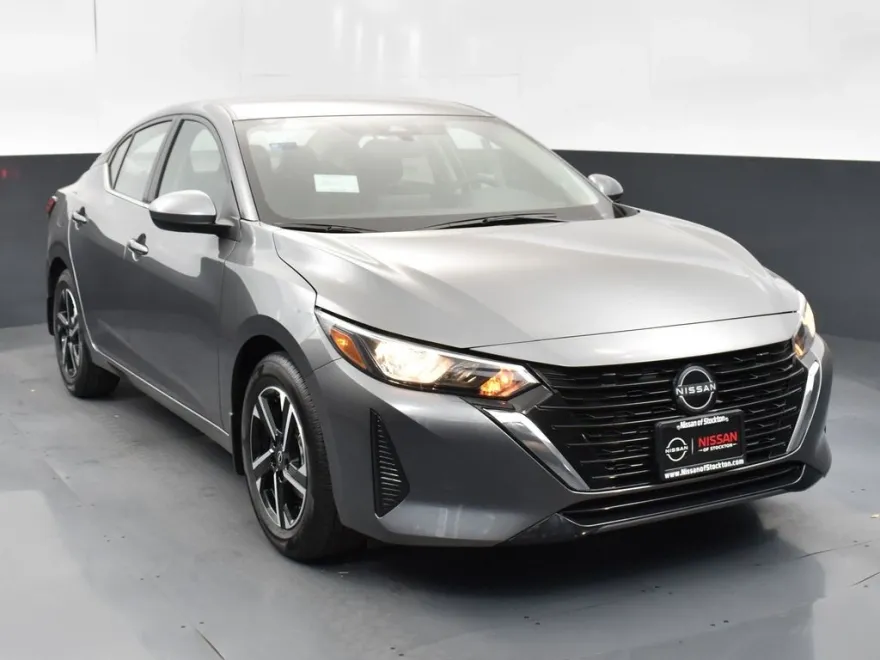 2025 Nissan Sentra SV photo 1