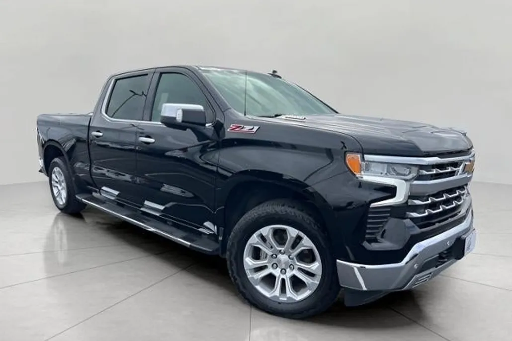 2022 Chevrolet Silverado 1500 LTZ photo 1