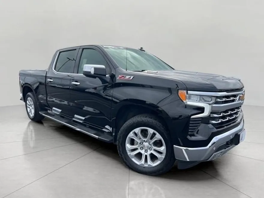 2022 Chevrolet Silverado 1500 LTZ photo 1